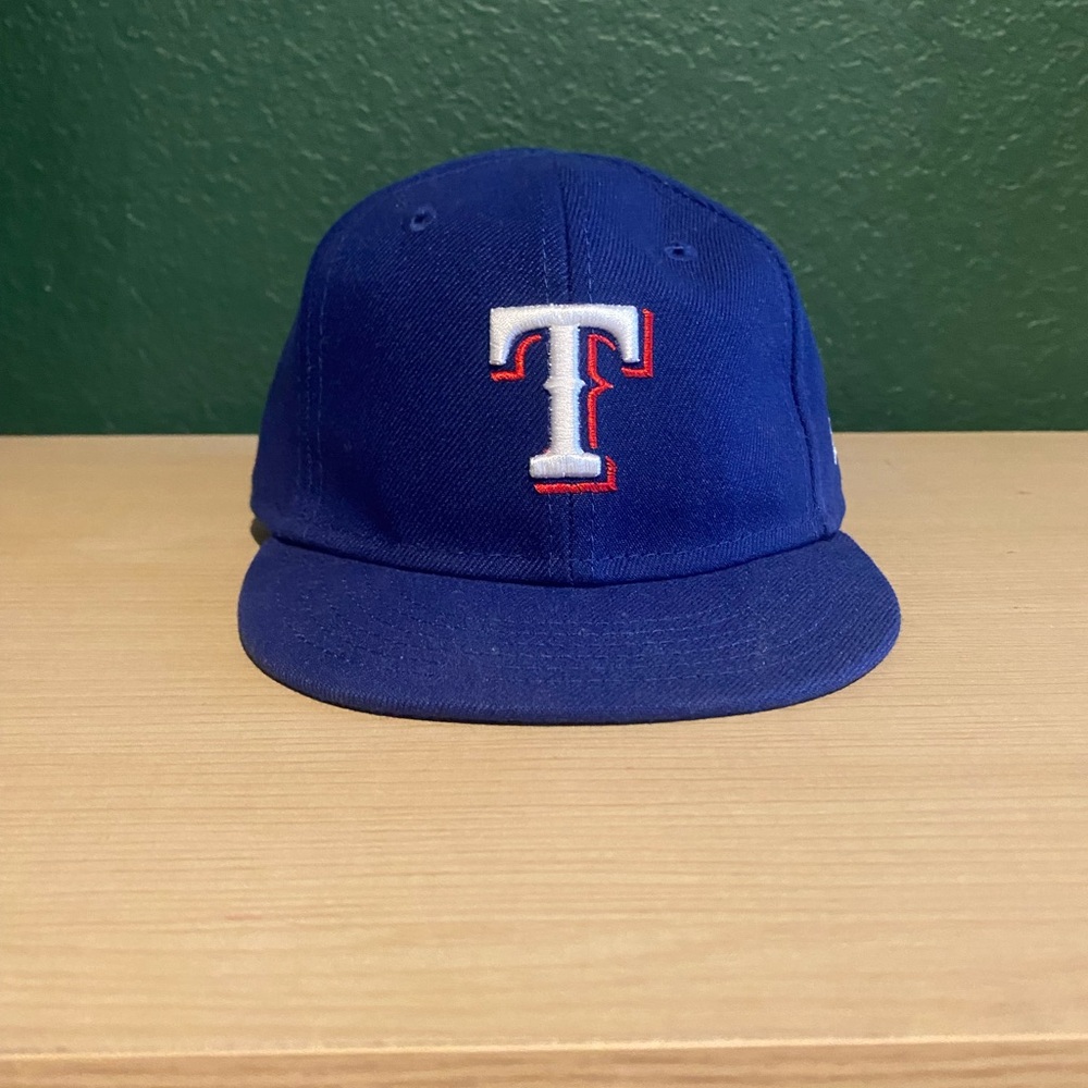 Infant Texas Rangers hat